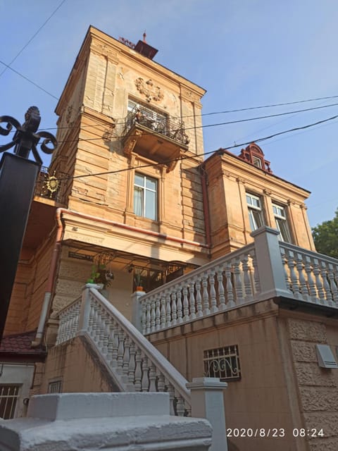 Property building, Facade/entrance, Spring, Day, Neighbourhood, Summer, View (from property/room), Floor plan, Autumn, On site, City view, Street view, Area and facilities, Area and facilities, Area and facilities, Location, Sunrise, Sunset