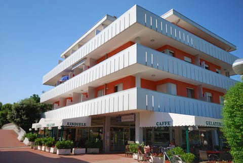 Property building, Facade/entrance