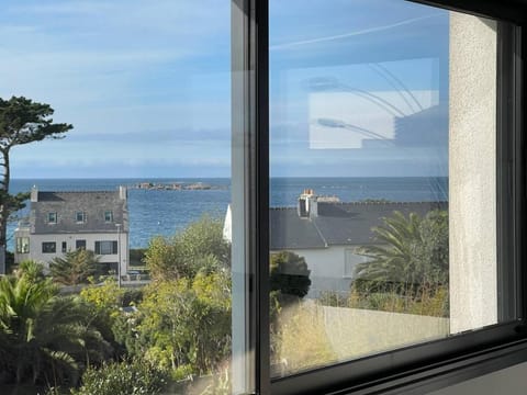 Maison neuve Vue Mer 4 étoiles avec SAUNA à 150m de la plage à PLEUMEUR-BODOU - Ref 242 Villa in Brittany