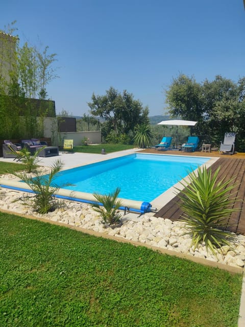 Villa Josiol Mirabel aux Baronnies Villa in Provence-Alpes-Côte d'Azur