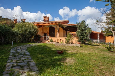 Property building, Garden view