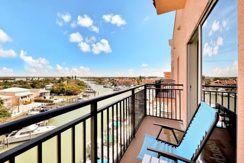 Bay Front Oasis House in Madeira Beach