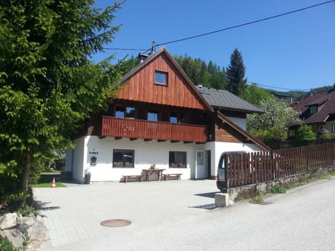 Property building, Facade/entrance, Summer