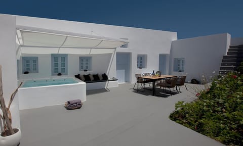 Facade/entrance, Garden, Balcony/Terrace, Spa and wellness centre/facilities