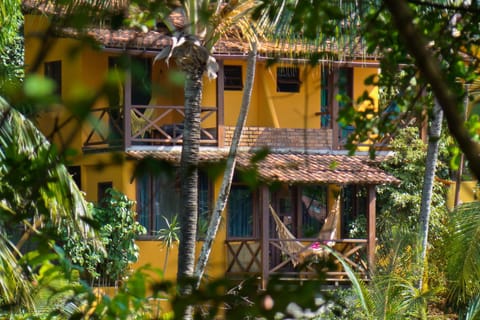 Property building, Day