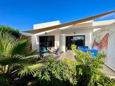 Property building, Patio, Garden, Garden view