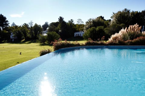 Fitness centre/facilities, Swimming pool