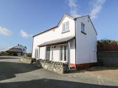 Bay View House in Trearddur Bay
