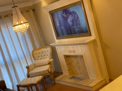 TV and multimedia, Seating area