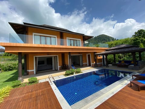 Villa Tango Victoria Resort, Koh Yao Noi Villa in Krabi Changwat