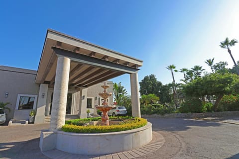 Property building, Facade/entrance
