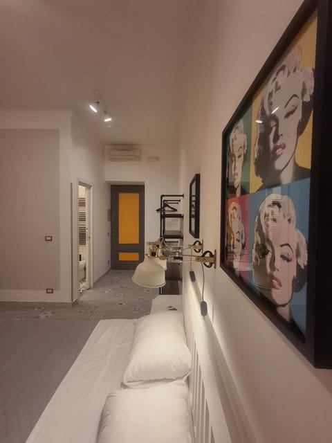 Bed, Photo of the whole room, Bedroom, wardrobe, air conditioner