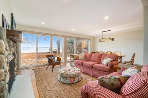 S'more Fun House in Lake Township