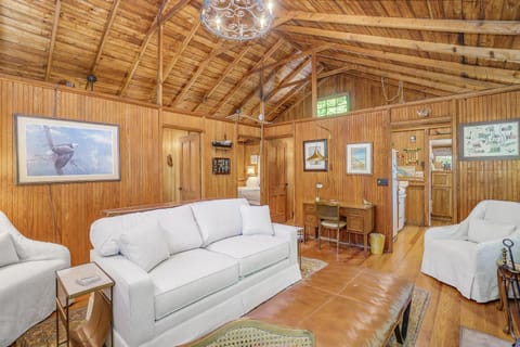 Park Vogel Cottage House in Lake Township