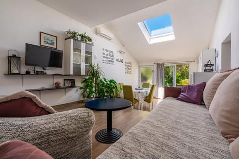 Apartment Maslina Apartment in Dubrovnik-Neretva County