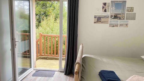 Bedroom, Garden view