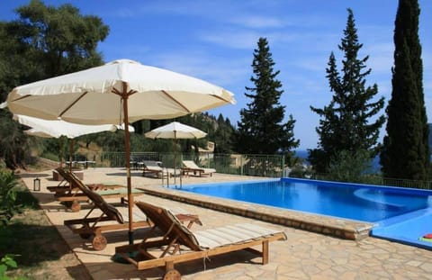 Balcony/Terrace, Swimming pool, Swimming pool