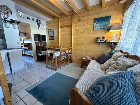 Studio mezzanine pour 4 pers. à Villard-de-Lans, animaux admis - FR-1-515-113 Apartment in Provence-Alpes-Côte d'Azur