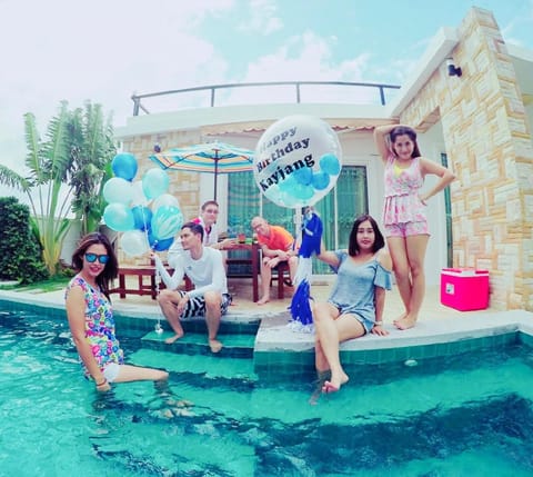 Swimming pool