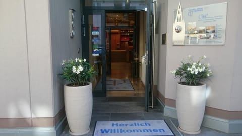 Facade/entrance, Property logo or sign