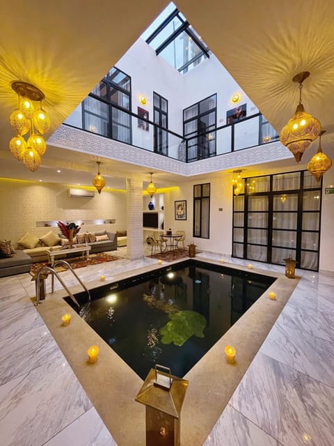 Patio, Lobby or reception