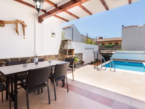 Patio, Swimming pool