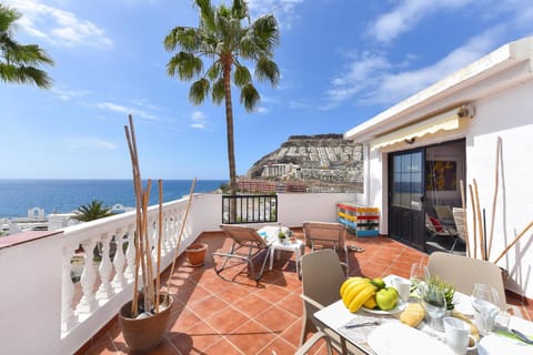 View (from property/room), Balcony/Terrace, Dining area, Sea view, Sea view