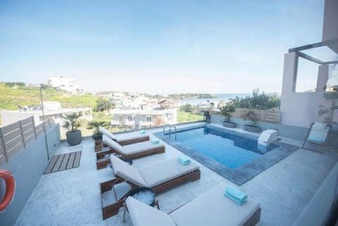 Sea view, Swimming pool