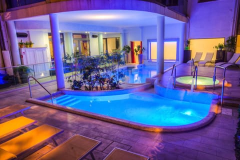 Property building, Pool view, Swimming pool