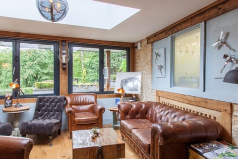 The Wychwood Inn Hotel in West Oxfordshire District