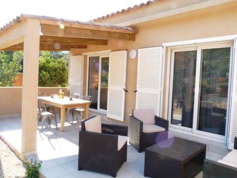 Patio, BBQ facilities, Balcony/Terrace