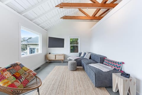 Surfer's Paradise House in Bodega Bay