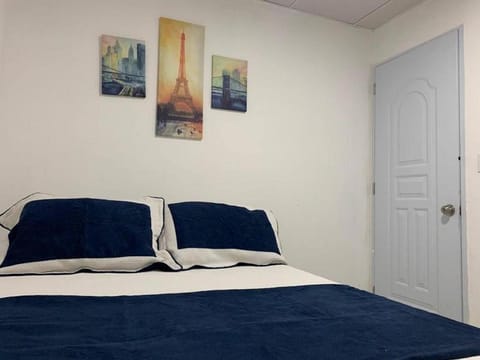 Bed, Decorative detail, Bedroom
