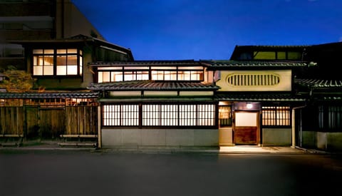 Property building, Facade/entrance, Sunset