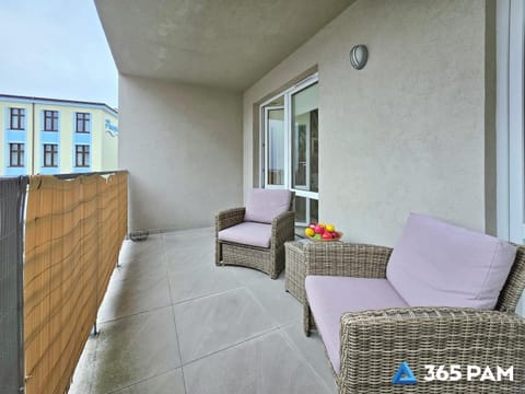 Property building, Day, View (from property/room), Balcony/Terrace, Seating area