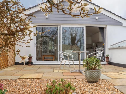 Chycoose House in England