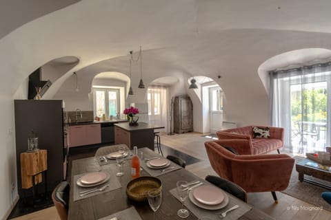 Living room, Dining area, kitchen