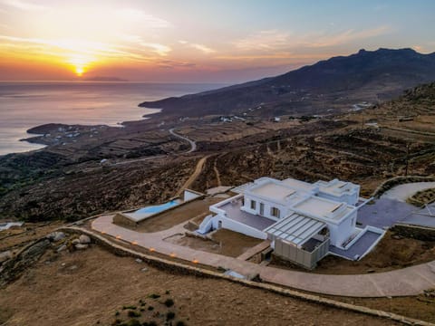 Property building, Bird's eye view, Sea view, Sunset