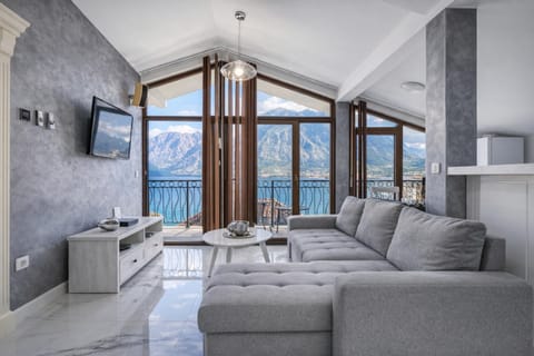 Living room, Seating area, Mountain view, Sea view
