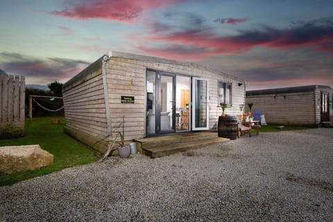 Property building, Facade/entrance, Sunset