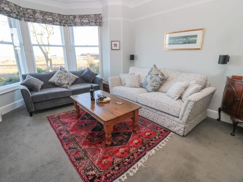 Whinstones at 4 The Villas House in Craster