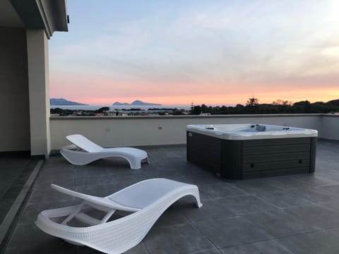 Massage, Sauna, Solarium, Balcony/Terrace, Spa and wellness centre/facilities, Sunset