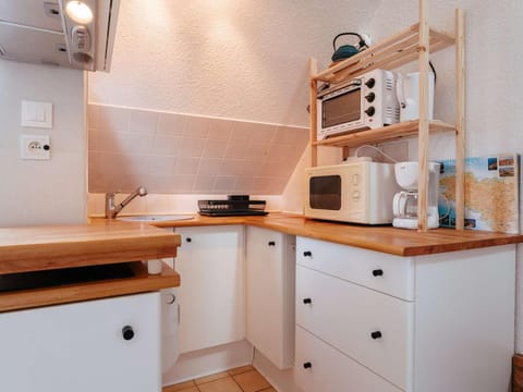 La Trinité-sur-Mer : Duplex cosy 3 pièces, proche port et commerces - FR-1-477-164 Apartment in Carnac