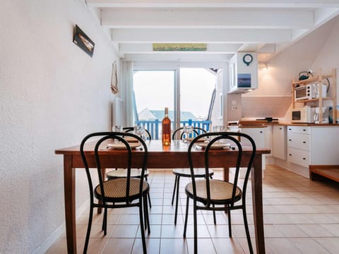 La Trinité-sur-Mer : Duplex cosy 3 pièces, proche port et commerces - FR-1-477-164 Apartment in Carnac