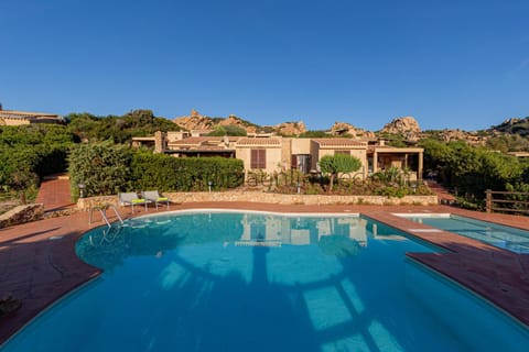 Property building, Pool view