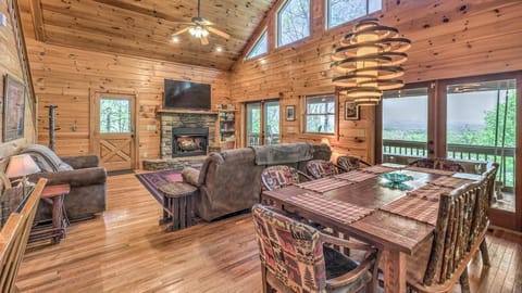 Adventure Us House in Blue Ridge Lake