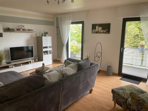 Ferienwohnung und Monteurwohnung Matthies Nähe Köln 30km Apartment in Bergisch Gladbach