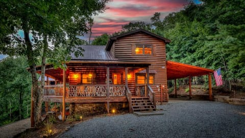 Lake Vista Lodge House in Blue Ridge Lake