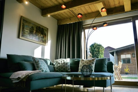 Property building, Balcony/Terrace
