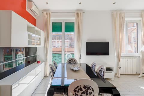 Living room, Business facilities